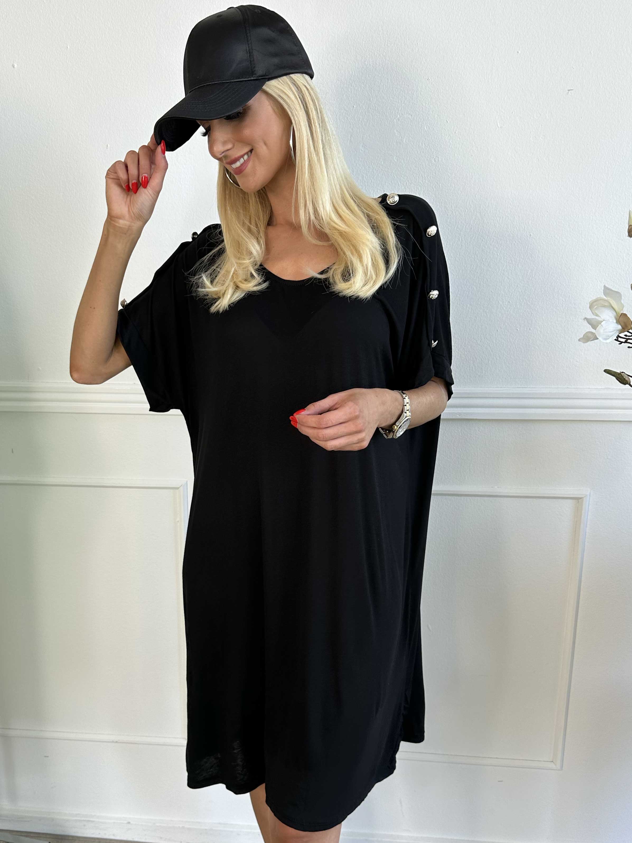 Alli - Sød t-shirtkjole med knapdetaljer på skulderen